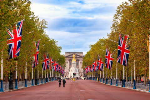 Travel Insurance For UK Residents: 5 Rules That Protect You