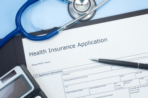 Lowest Cost Travel Insurance: 7 Critical Money-Saving Tips
