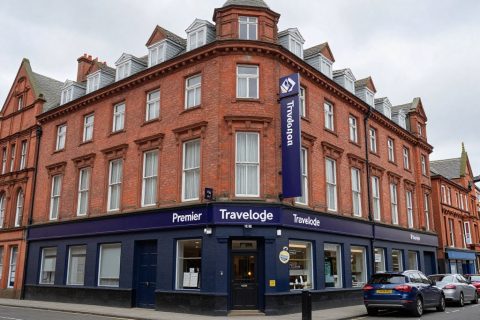 Premier Travelodge Manchester: 7 Best Tips for City Breaks