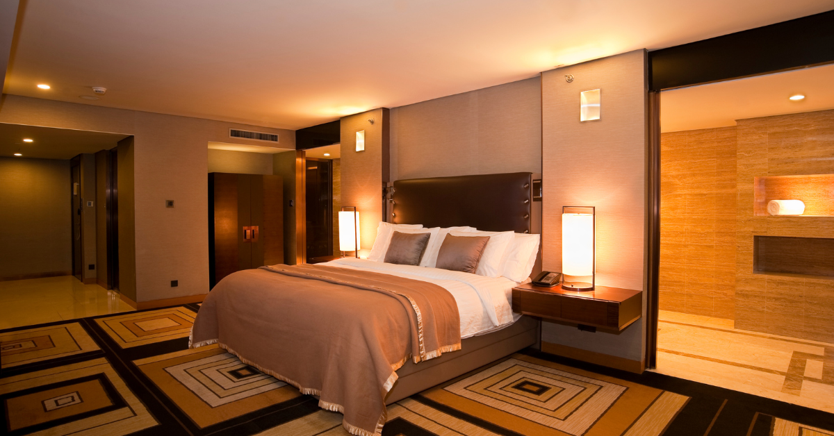 A resort hotel and pool, the kind of property sold on all three sites in the Expedia Travelocity Expedia Orbitz group